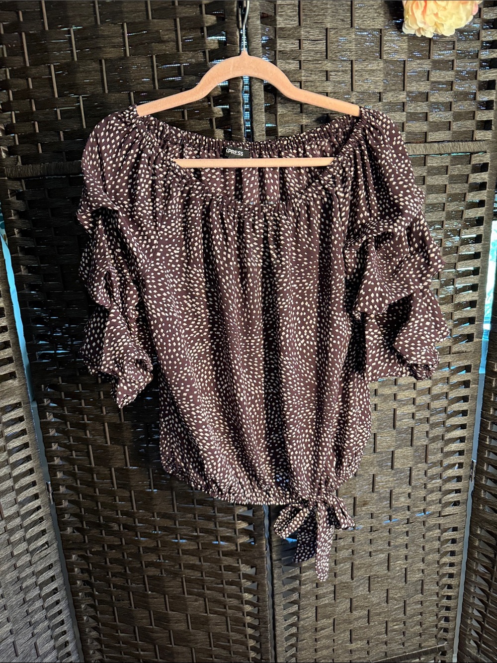 Express Brown Print Blouse with Tie at Waist Size Small